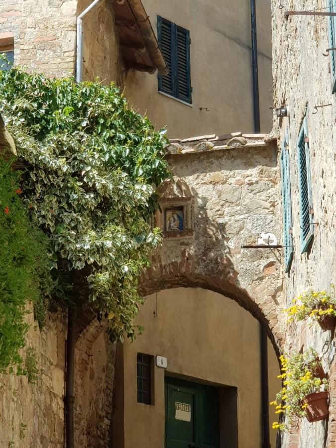 Dimora In Francigena San Quirico dʼOrcia Exterior foto